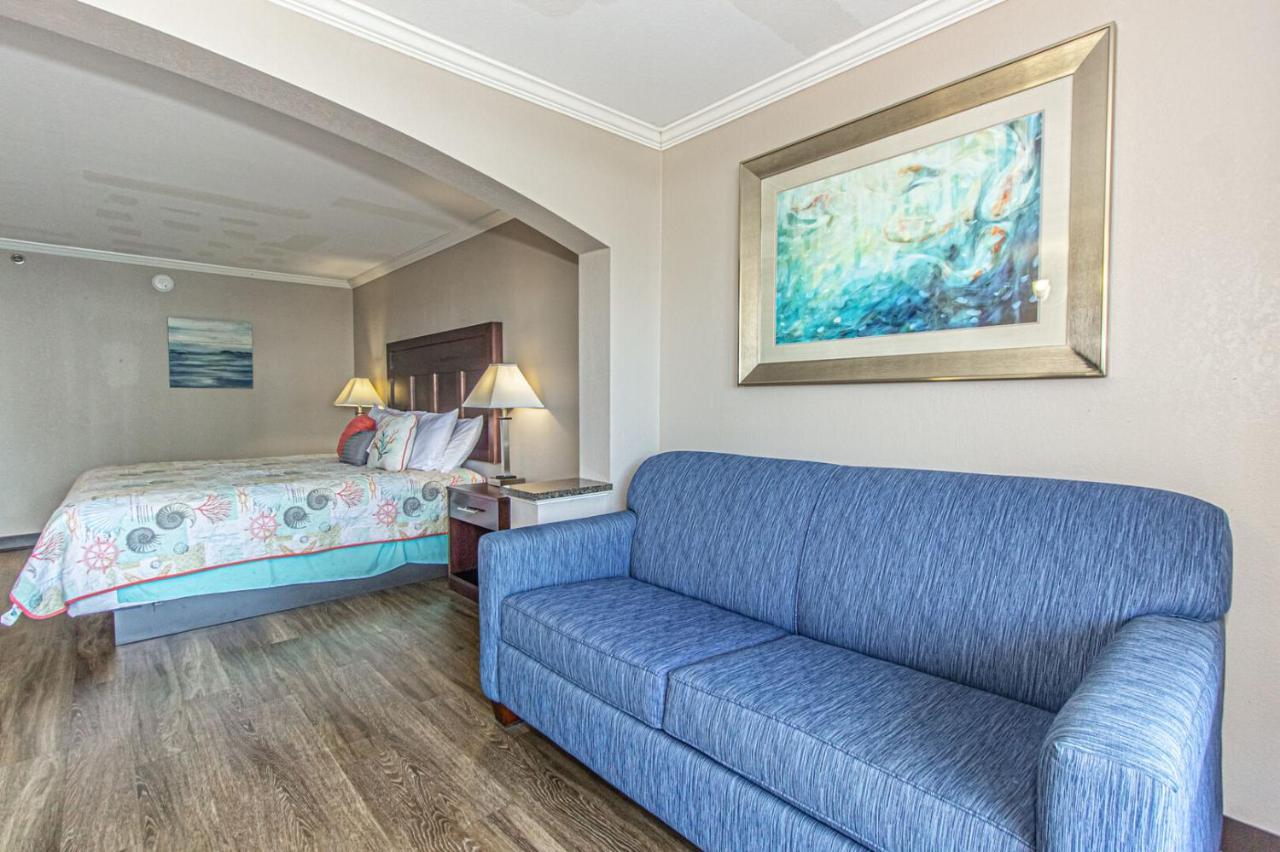 Ocean View King Suite With Modern Decor And Accents - Caravelle Resort 605 Sleeps 4 Guests Миртл-Бич Экстерьер фото